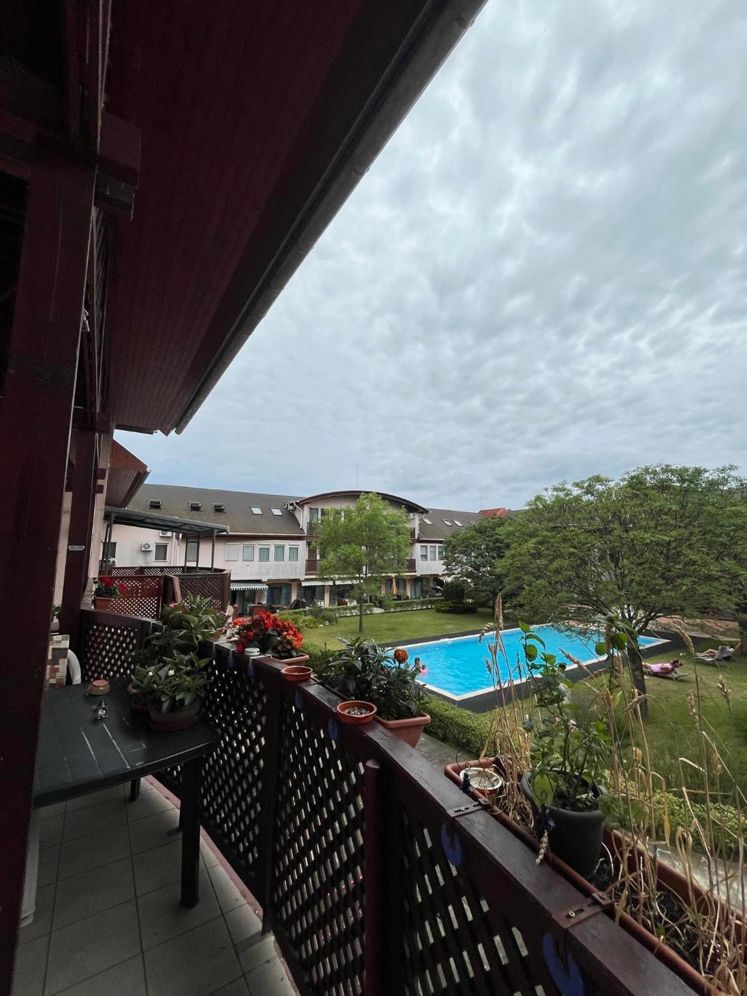 巴拉通雷勒Dorina Apartman公寓 外观 照片